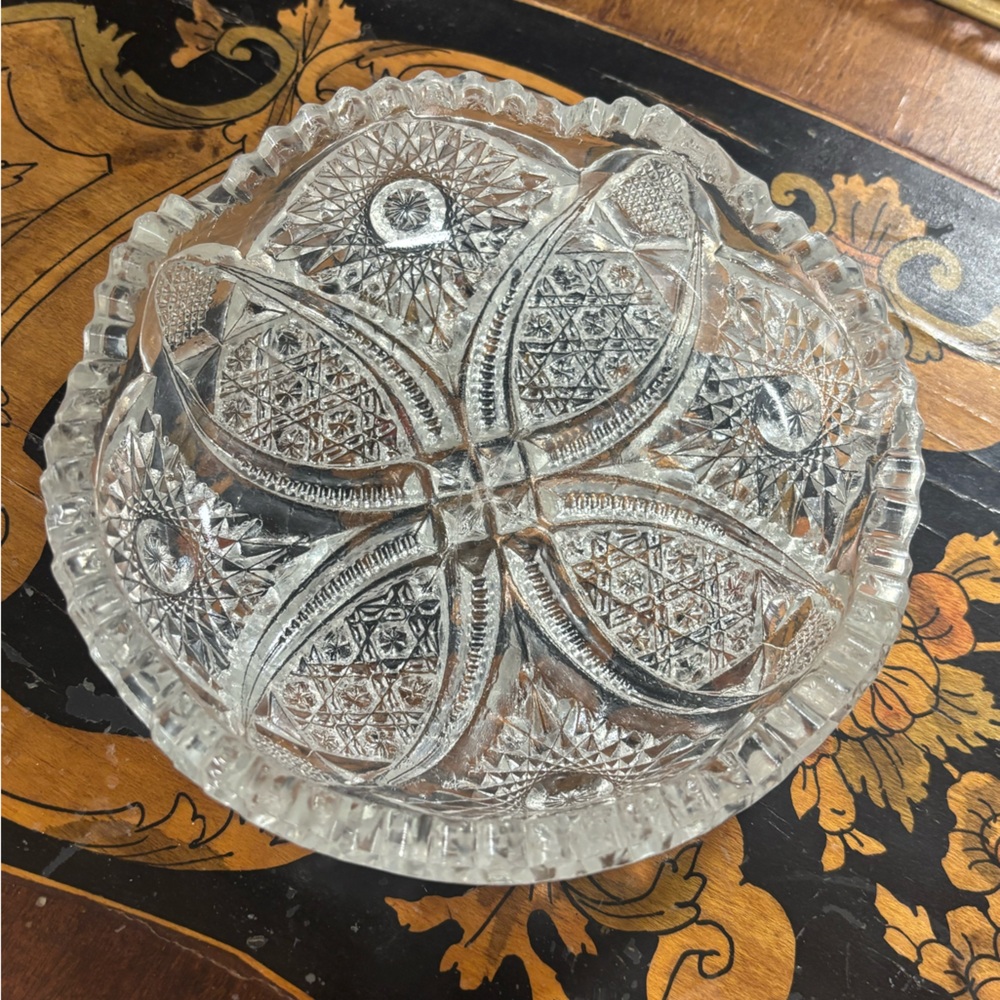 Antique Imperial Glass Company NUCUT pressed glass bowl 4”x1.75”